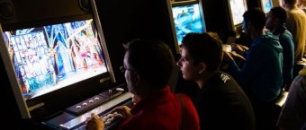 Des arcades aux compétitions d'eSport,